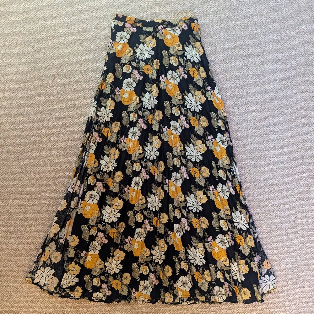 Natural Life Valentina Maxi Skirt in Floral Print (S)